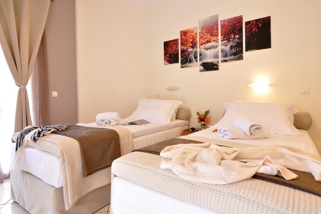 Rolandos Apartments อากิออส กอร์ดิออส ภายนอก รูปภาพ